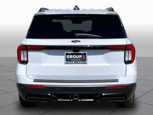 Used 2026 Ford Explorer ST-Line w/ ST-Line Street Pack RWD image 5