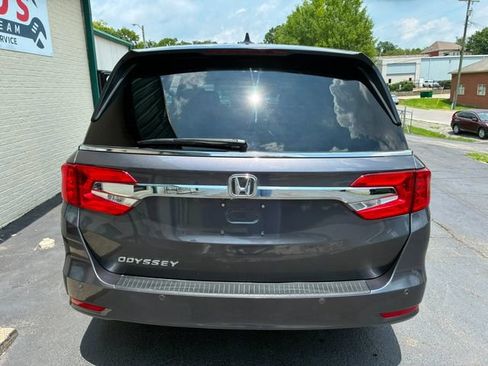 Used 2018 Honda Odyssey Touring image 21