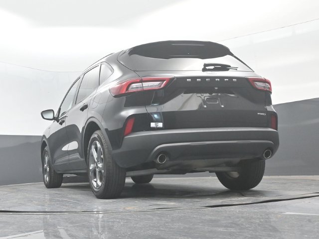 Certified 2025 Ford Escape ST-Line AWD/4WD image 22