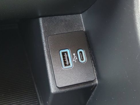 Used 2024 Ford Edge SEL AWD/4WD image 20