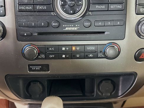 Used 2014 Nissan Armada Platinum image 23