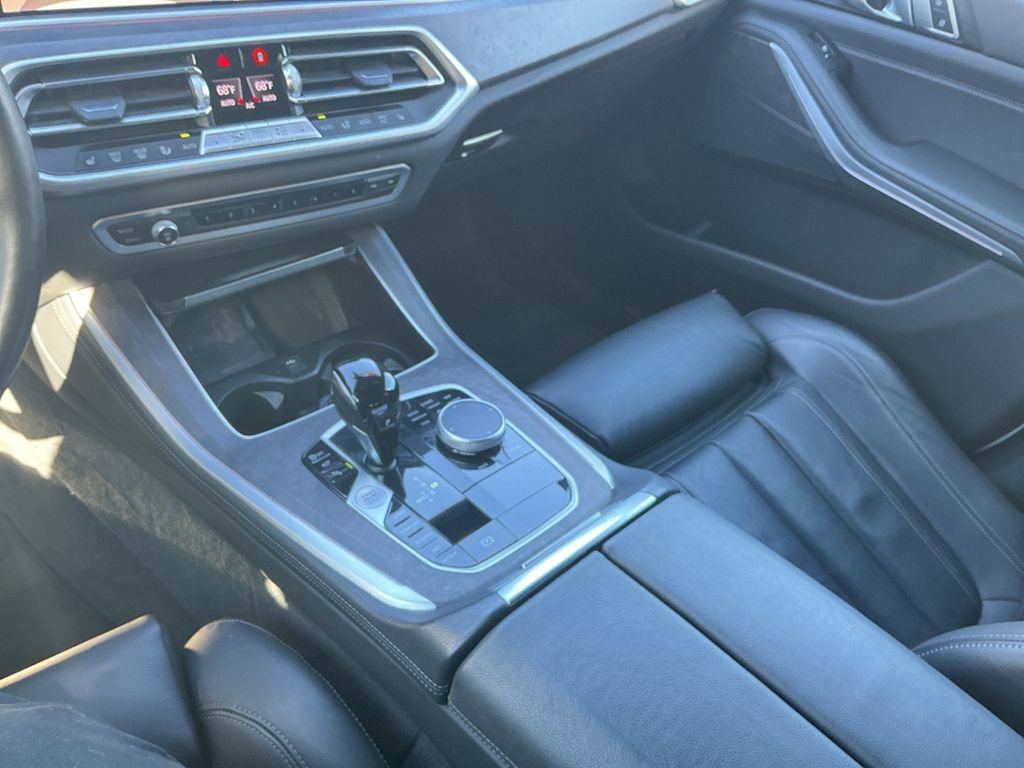 Used 2022 BMW X5 xDrive40i w/ M Sport Package AWD/4WD image 18