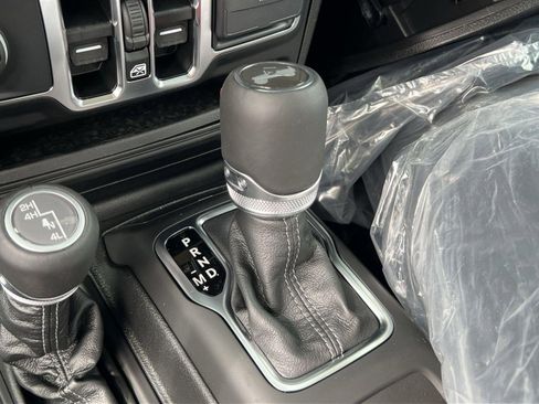 New 2025 Jeep Wrangler Sahara w/ Dual Top Group image 15