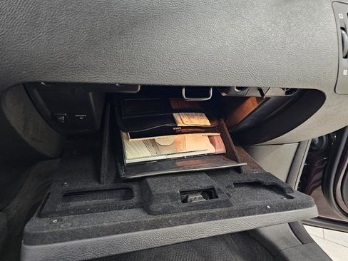 Used 2008 Cadillac DTS Performance image 33