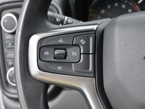 Used 2022 Chevrolet Silverado 1500 Custom w/ Safety Confidence Package image 17