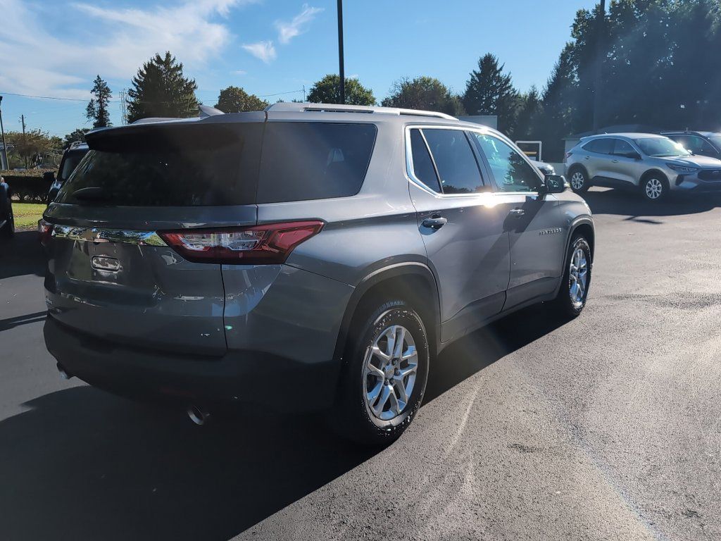 Used 2018 Chevrolet Traverse LT AWD/4WD image 5