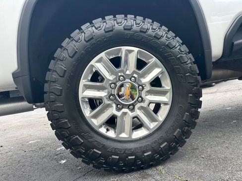 Used 2024 Chevrolet Silverado 2500 High Country w/ High Country Premium Package AWD/4WD image 18