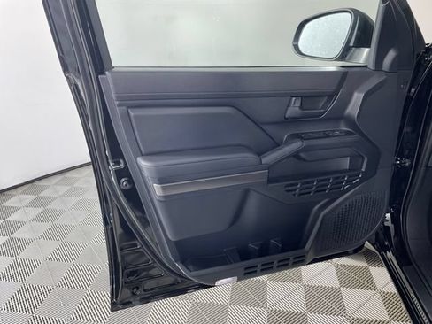 New 2026 Toyota 4Runner SR5 AWD/4WD image 5
