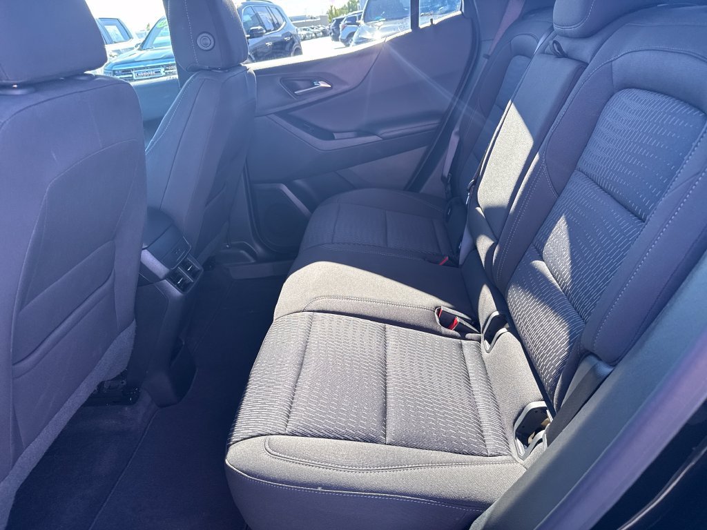Used 2026 Chevrolet Equinox LT FWD image 28