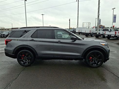 Certified 2023 Ford Explorer ST w/ Equipment Group 401A image 7