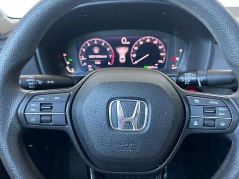 Used 2023 Honda Accord EX image 28