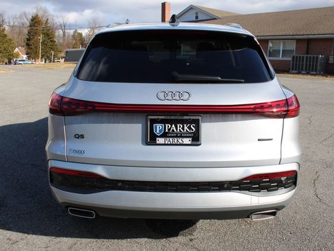 New 2025 Audi Q5 2.0T Premium image 7
