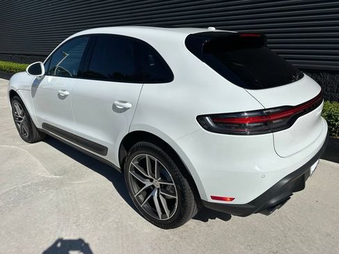 Used 2026 Porsche Macan AWD/4WD image 3