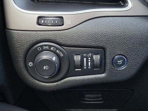 Used 2022 Jeep Cherokee Latitude Lux image 13