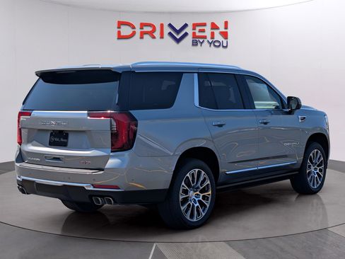 New 2026 GMC Yukon Denali w/ Denali Reserve Package image 5
