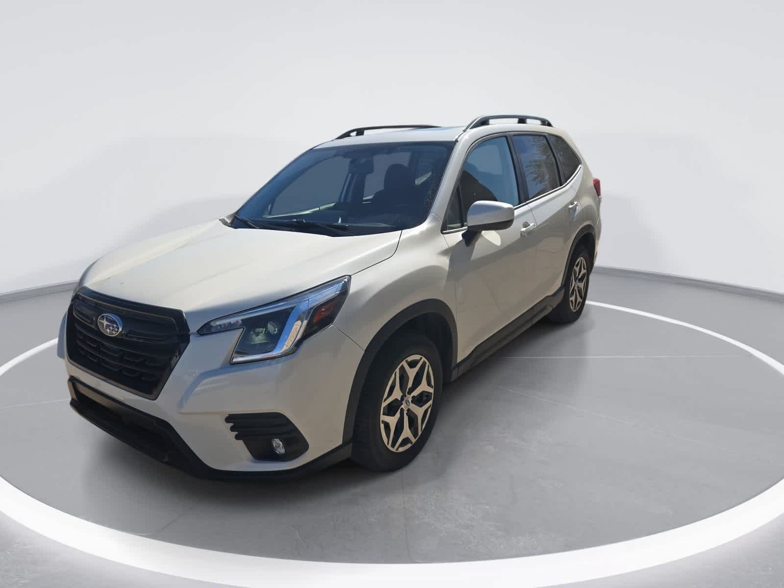 Used 2024 Subaru Forester Premium AWD/4WD image 4