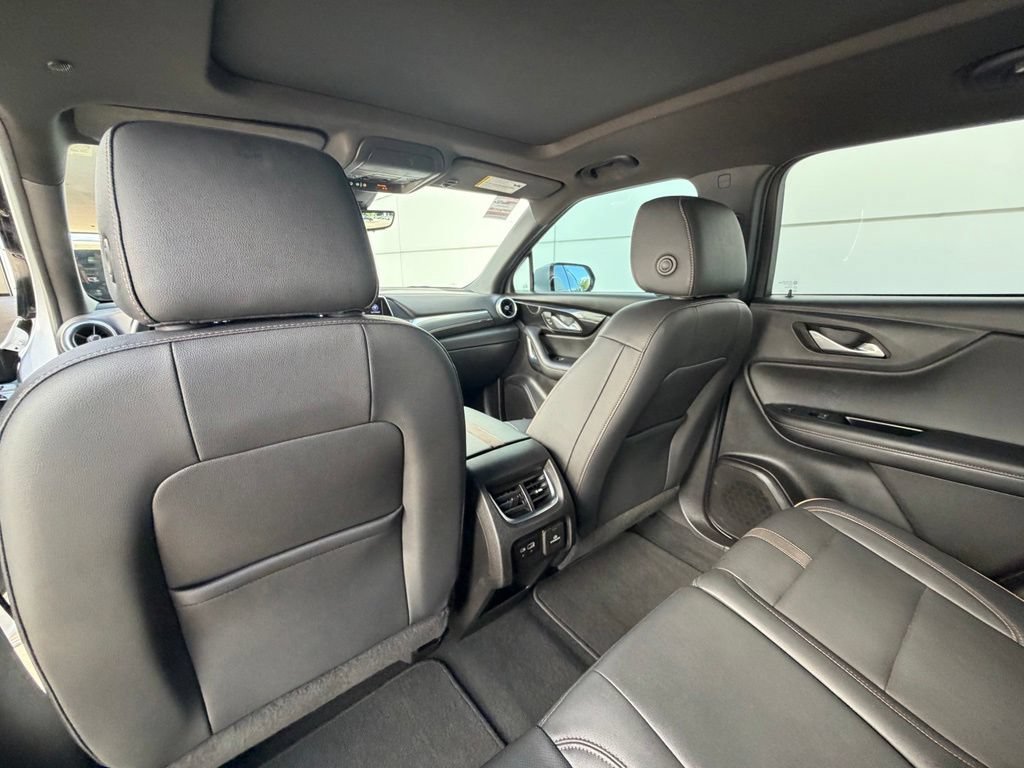 Used 2022 Chevrolet Blazer Premier w/ Enhanced Convenience Package AWD/4WD image 23