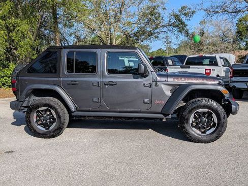 Used 2018 Jeep Wrangler Unlimited Rubicon image 2