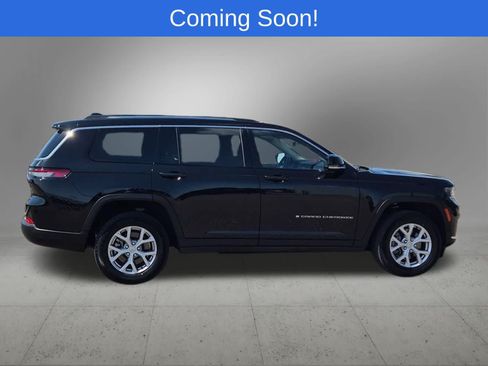 Used 2022 Jeep Grand Cherokee L Limited AWD/4WD image 7