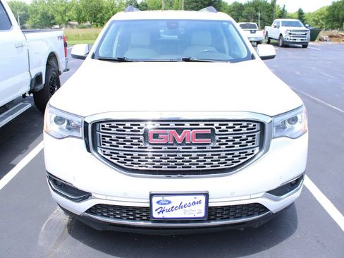 Used 2019 GMC Acadia Denali AWD/4WD image 2