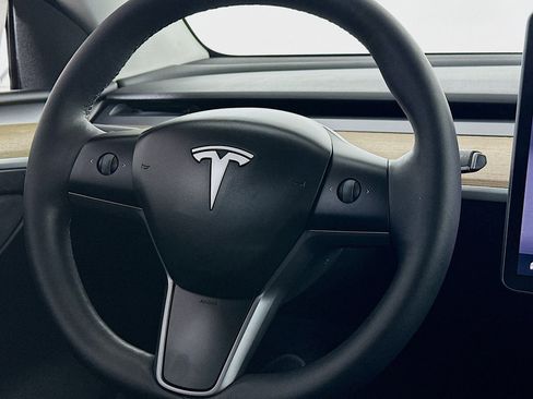 Used 2023 Tesla Model Y Long Range AWD/4WD image 8