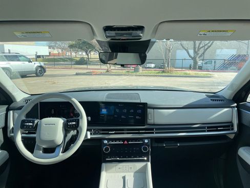 Used 2025 Hyundai Santa Fe SEL image 36