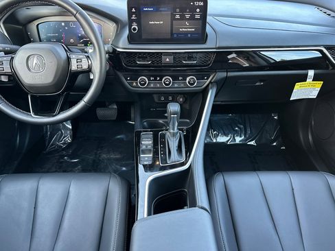 Used 2025 Acura ADX FWD image 15