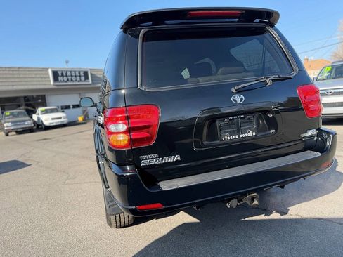 Used 2004 Toyota Sequoia Limited image 46