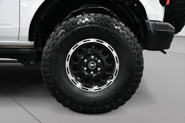 Used 2023 Ford Bronco Badlands w/ Sasquatch Package AWD/4WD image 35