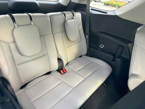 Certified 2025 Ford Explorer Active w/ Active Comfort Package RWD image 28