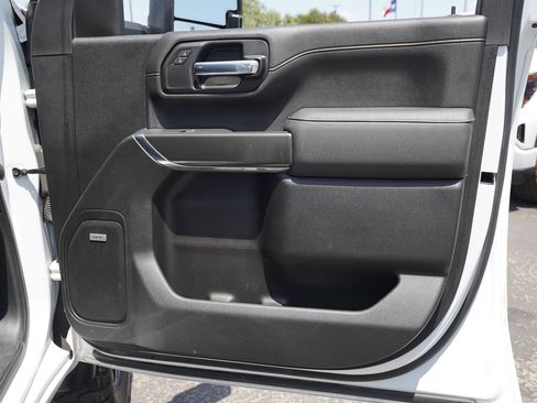 Used 2023 GMC Sierra 2500 AT4 w/ AT4 Premium Plus Package AWD/4WD image 26