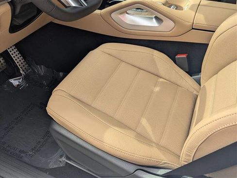 New 2026 Mercedes-Benz GLS 580 4MATIC image 4