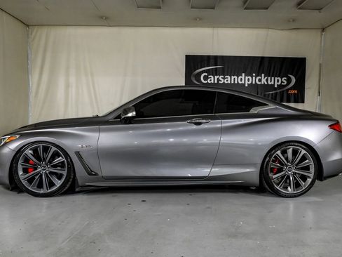 Used 2018 INFINITI Q60 Red Sport 400 w/ Sensory Package 3.0T Sport image 10