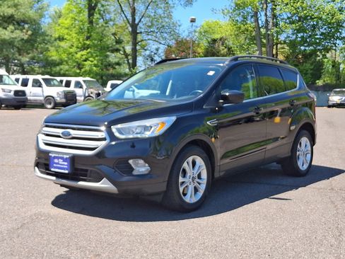 Used 2018 Ford Escape SEL FWD image 3