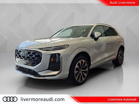 New 2026 Audi Q3 quattro 2.0T image 1