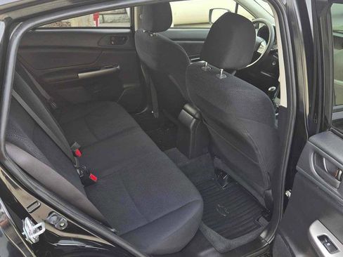 Used 2015 Subaru Crosstrek 2.0i image 10