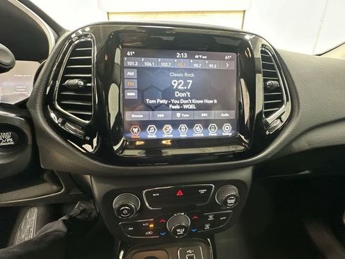 Used 2020 Jeep Compass Limited AWD/4WD image 13