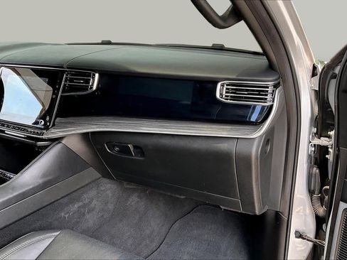 Used 2022 Jeep Wagoneer Series II w/ Premium Group I AWD/4WD image 19