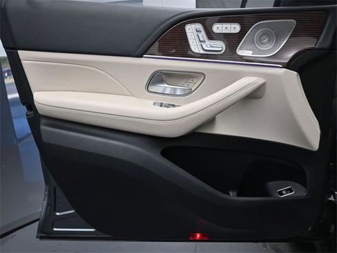 Used 2023 Mercedes-Benz GLE 350 4MATIC image 21