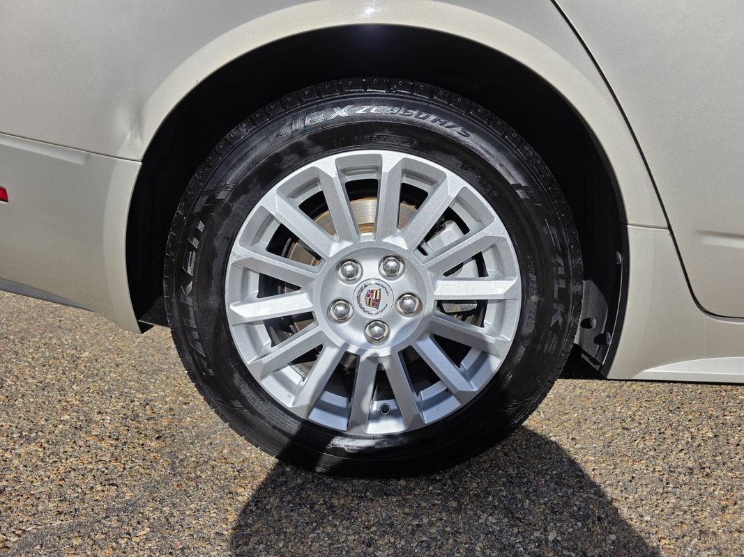 Used 2013 Cadillac CTS Luxury w/ Wood Trim Package AWD/4WD image 42