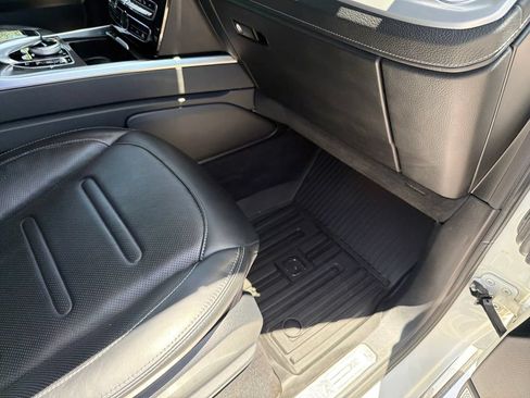 Used 2020 Mercedes-Benz G 550 w/ Exclusive Interior Package image 42