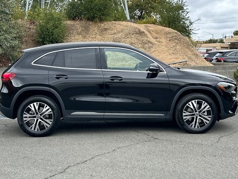Used 2026 Mercedes-Benz GLA 250 image 8