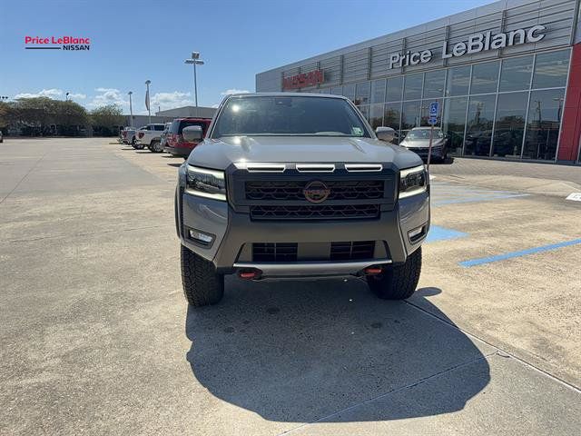 Used 2026 Nissan Frontier PRO-4X w/ Pro-4x Convenience Package AWD/4WD image 3
