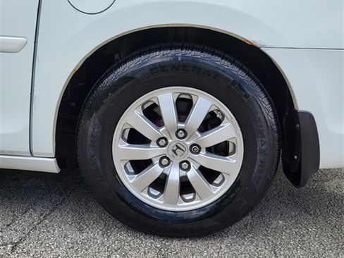 Used 2010 Honda Odyssey EX image 29