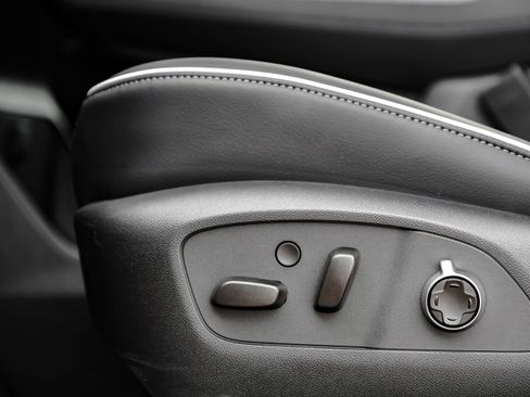 New 2025 Buick Enclave Avenir w/ Super Cruise Package image 18