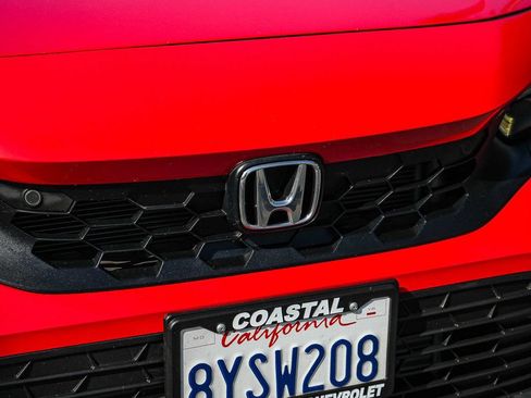 Used 2022 Honda Civic Sport Touring image 9