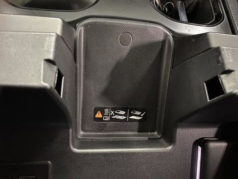 Used 2024 GMC Sierra 2500 AT4 w/ AT4 Premium Plus Package image 26