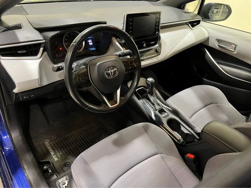 Used 2020 Toyota Corolla SE w/ SE Premium Package image 12