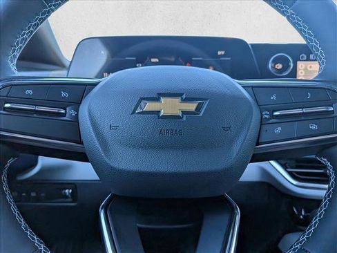 New 2026 Chevrolet Equinox EV LT image 14