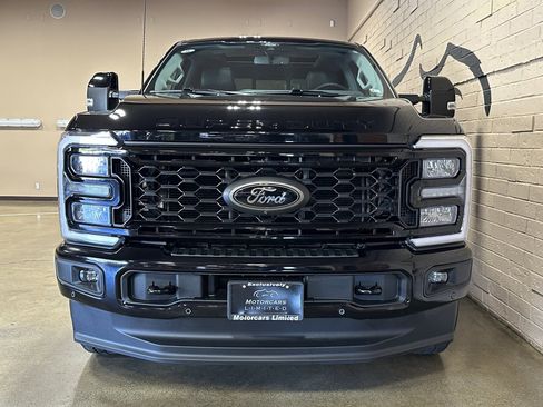 Used 2025 Ford F350 Lariat w/ Lariat Ultimate Package image 9